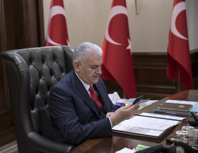 Başbakan Yıldırım, Hatay'daki harekat merkezine canlı bağlantı yaptı