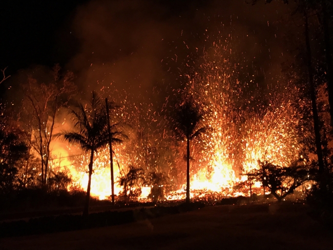 Geçen hafta faaliyete geçen Kilauea Yanardağı'nda yeni patlama