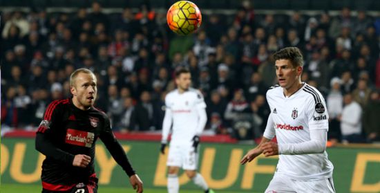 Beşiktaş sahadan galip ayrıldı