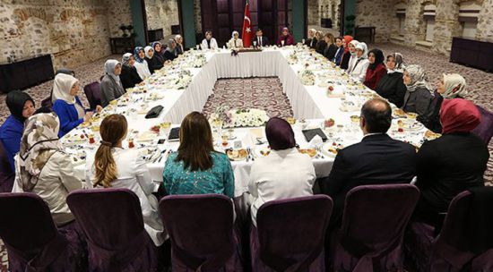 Başbakan Davutoğlu, Halife El-Gavi'yle bir araya geldi