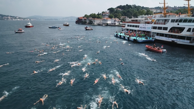 Boğaziçi Kıtalararası Yüzme Yarışı yapıldı