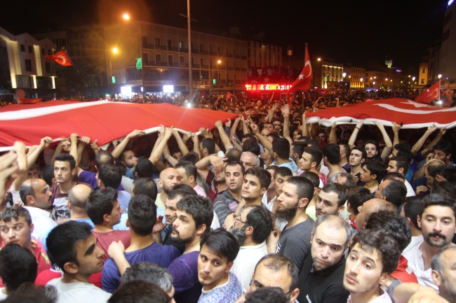 Türkiye'nin en uzun gecesinde yaşananlar