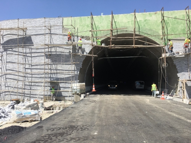 İzmir-Manisa arasını 15 dakikaya indirecek Sabuncubeli Tünelleri açılıyor