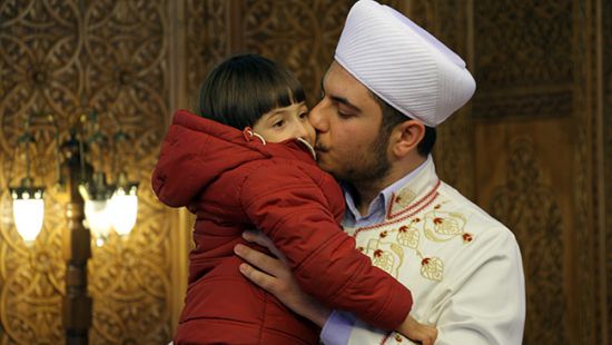 Kur'an aşığı imam başarısıyla dikkat çekiyor
