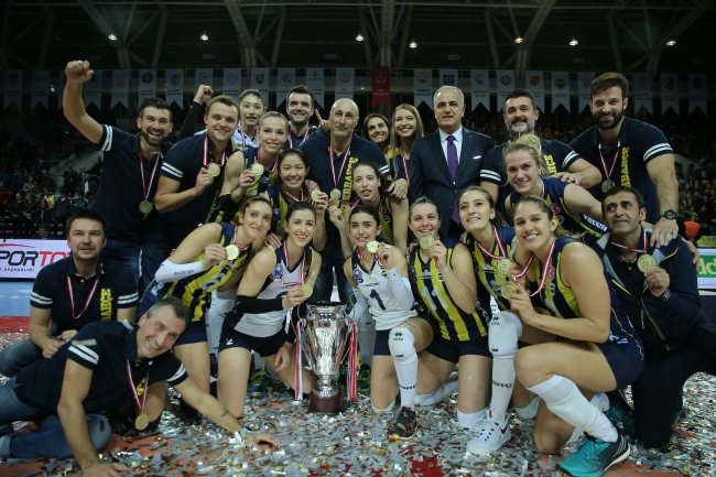 Kadınlar Kupa Voley'in şampiyonu 'Fenerbahçe'