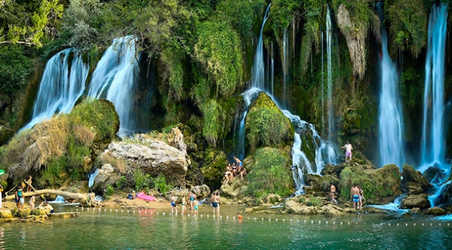 Bosna Hersek tarihi ve doğal güzellikleriyle büyülüyor