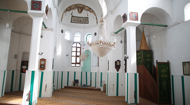 Bin yıllık Molla Gürani Camii restore ediliyor