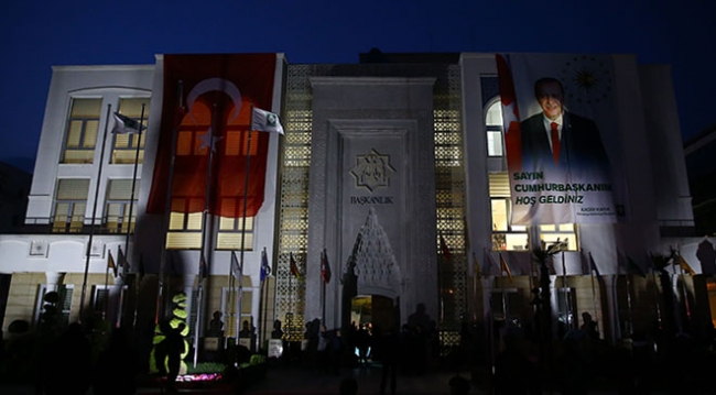 Cumhurbaşkanı Erdoğan, Osmaniye Belediyesi'ni ziyaret etti