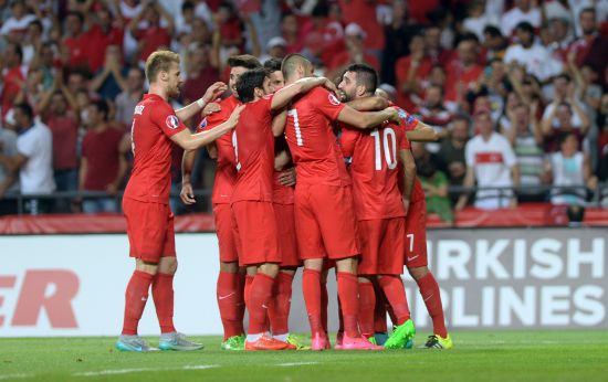 Türkiye gruptan nasıl çıkar? EURO 2016'ya direkt nasıl gider?