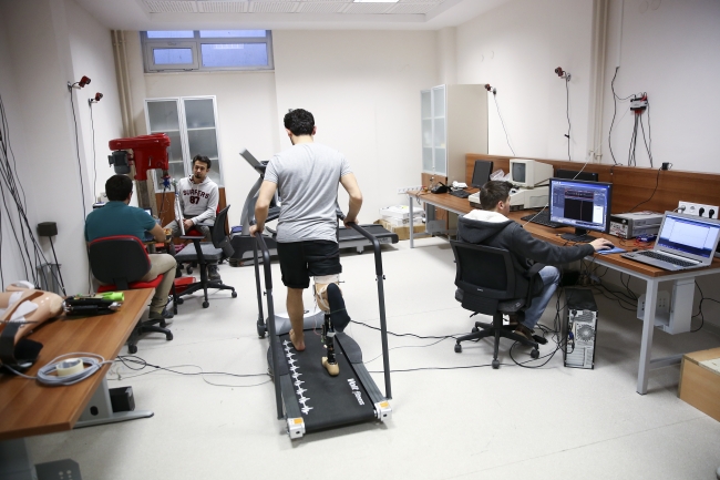 İlk yerli akıllı diz protezleri 1 yıl içinde piyasada olacak