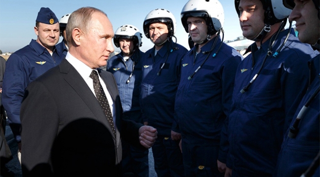 Putin, Rus askerlerinin Suriye'den kısmen çekilmesini istedi