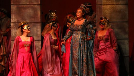 MDOB, "Romeo ve Jüliet" operasını sahneledi