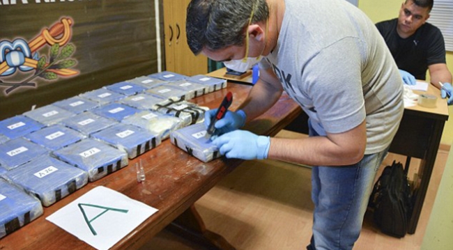 Rus Büyükelçiliği'ne ait okulda 389 kilo kokain ele geçirildi