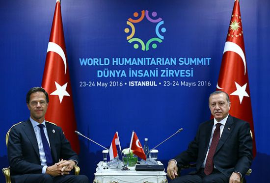 Cumhurbaşkanı Erdoğan liderlerle bir araya geldi