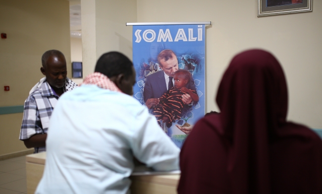 Somali'deki Recep Tayyip Erdoğan Hastanesi şifa dağıtıyor