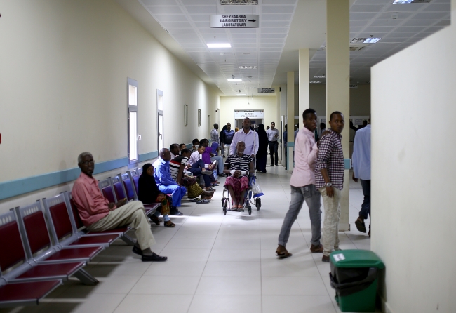 Somali'deki Recep Tayyip Erdoğan Hastanesi şifa dağıtıyor