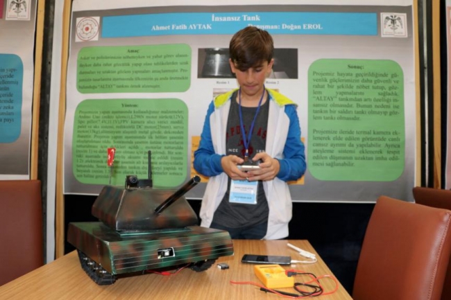Ortaokul öğrencisi insansız tank tasarladı