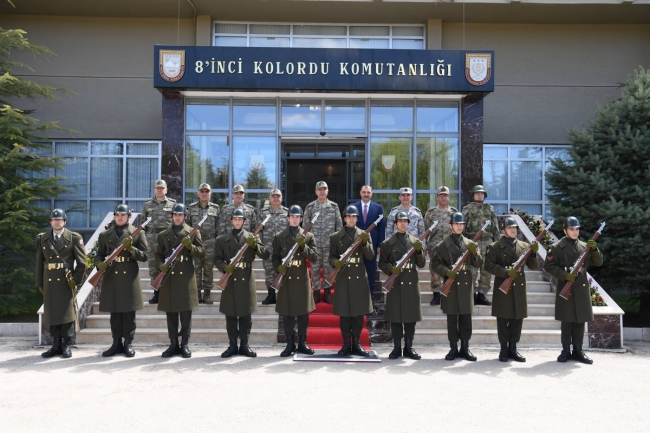Genelkurmay Başkanı Hulusi Akar ve Kuvvet Komutanları 3 ilde birlikleri denetledi