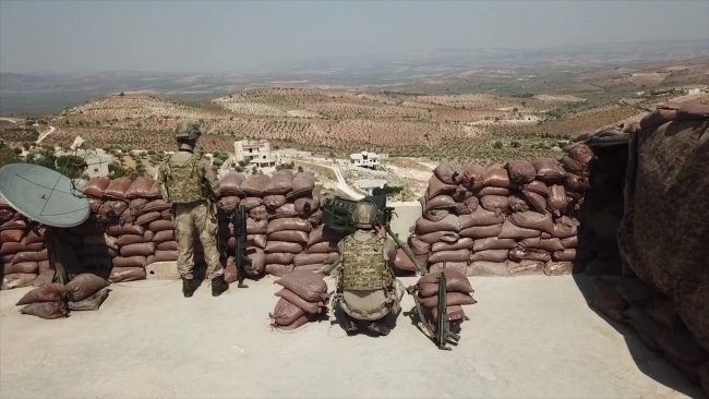 Afrin'deki komando üslerini TRT Haber görüntüledi