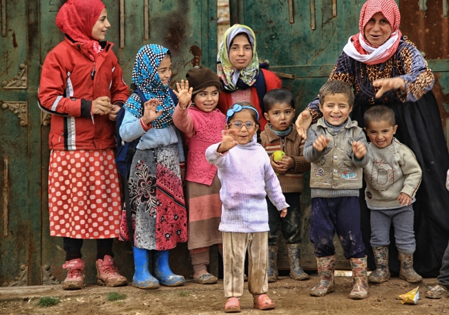 Zeytin Dalı Harekatı ile teröristlerden temizlenen köylere AFAD'dan yardım
