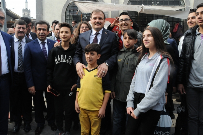 'Diyarbakır'ın cazibe merkezi olması için üzerimize düşeni yapacağız'