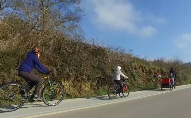 Şen ailesi bisikletle Avrupa turu yaptı