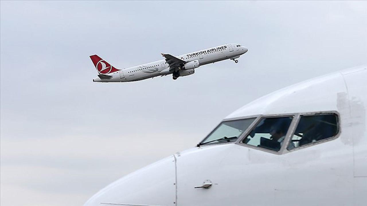 İstanbul uçuşlarına fırtına engeli