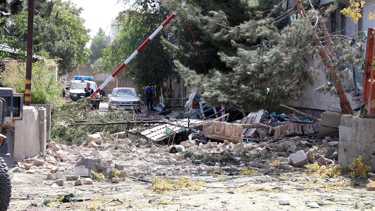 Afganistan'da bombalı saldırılar: 14 ölü
