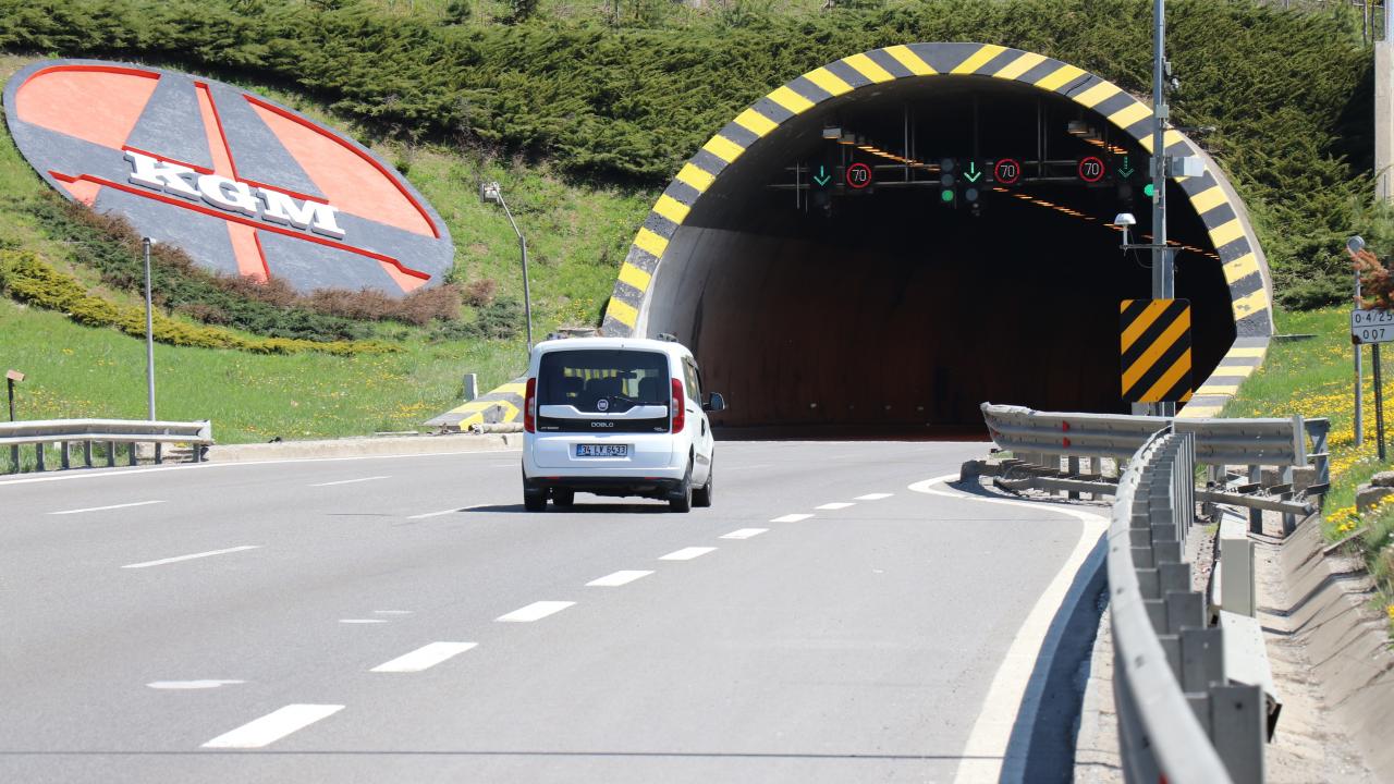 Bolu Tüneli'nde çalışma: İstanbul yönü kapatıldı