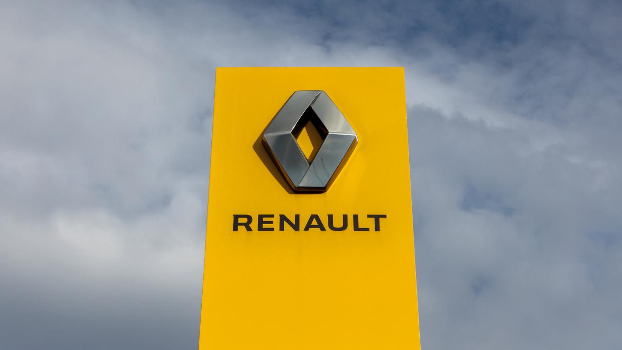 Renault, Rusya'daki varlıkları Rus devletine devretti