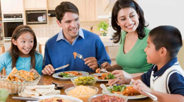 Ailece Yemek Yemek Obeziteyi Önlüyor