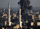 İsrail Gazze'deki 3 camiyi bombaladı