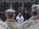 Polonya'da Amerikan askerleri törenle karşılandı