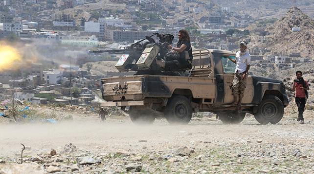 Yemen'de Husiler sivillere saldırdı 5 ölü 20 yaralı