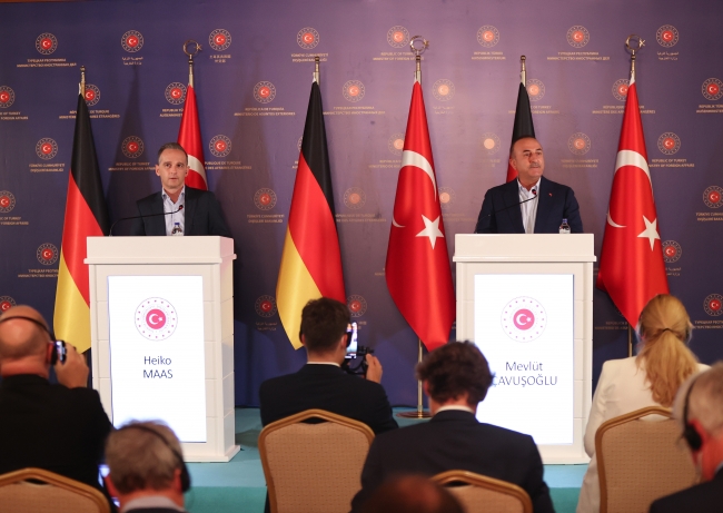 Almanya Dışişleri Maas: Türkiye, tahliyelere önemli katkıda bulunuyor