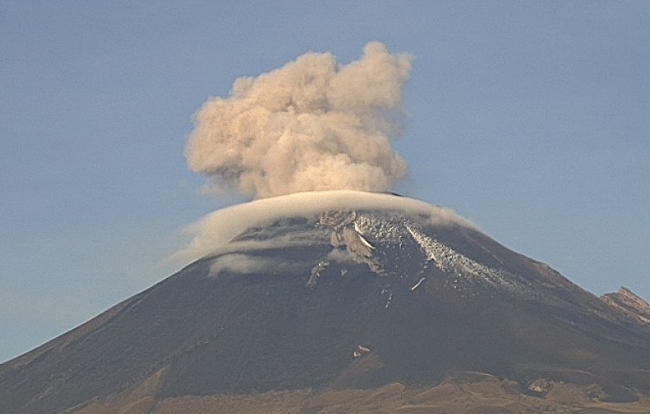 Popocatepetl Yanardağı faaliyete geçti