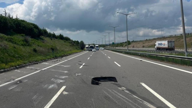 Anadolu Otoyolu'nda kaza: Bolu kesimi çift yönlü trafiğe kapatıldı