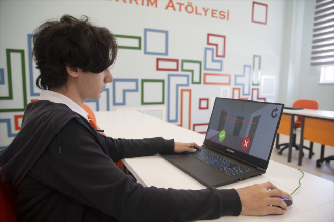 ASELSAN, mühendis ve çalışanlarını kendi lisesinde yetiştiriyor