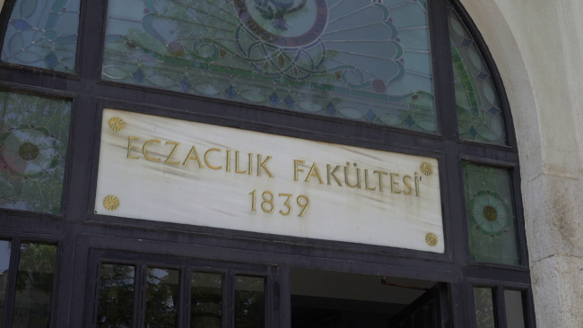 Eczacılık tarihine yolculuk: Türk Eczacılık Tarihi İhtisas Müzesi