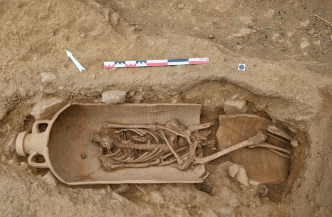 Korsika’da arkeologlar binlerce yıl öncesine ait mezarlık buldu
