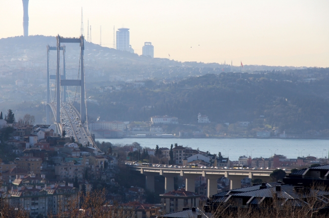 15 Temmuz Şehitler köprüsünde de araçların az sayıda olması gözlerden kaçmadı. Fotoğraf: DHA