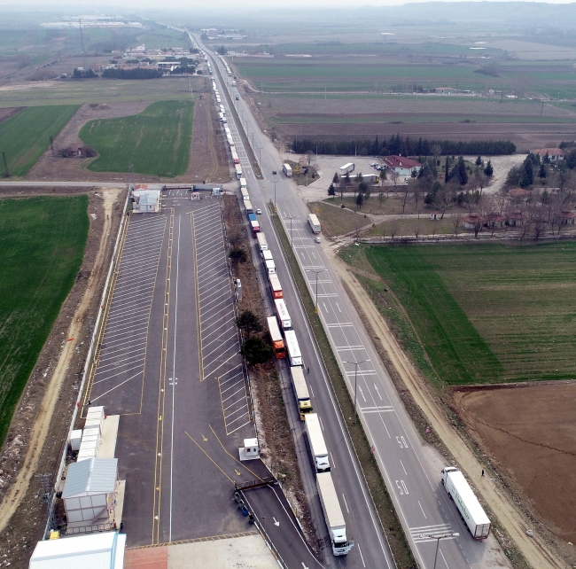 İhracat artışı tır trafiğine yansıdı