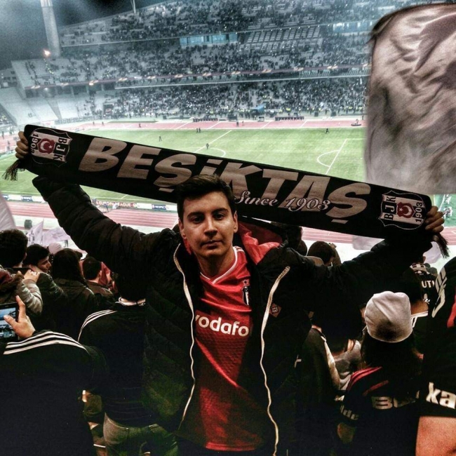 Çalınan araçta bulunan oğullarının eşyalarını istiyorlar