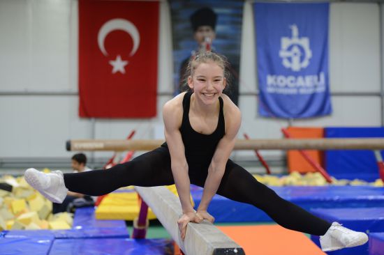 "Altın kız" Ayşe Begüm yeni başarılar peşinde