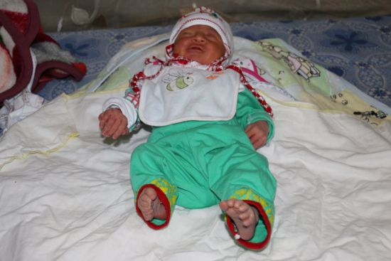 Suriyeli bebek '24 parmaklı' doğdu