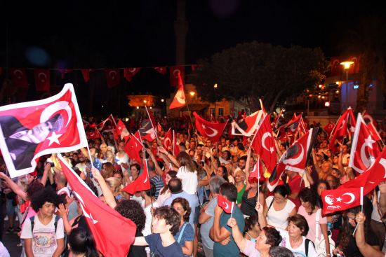 Zafer Bayramı tüm yurtta kutlandı