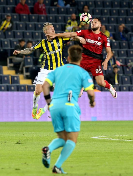 Fenerbahçe sahasında ilk kez galip