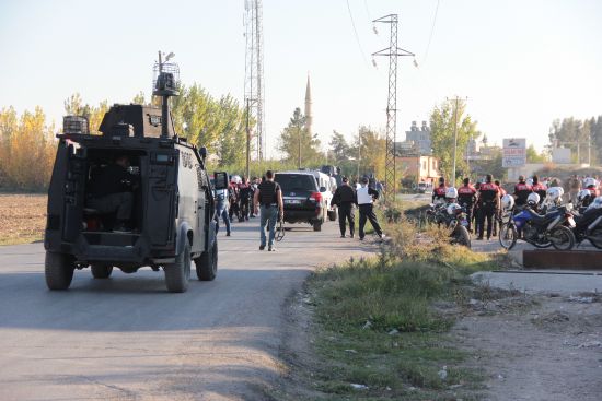 Adana'da bomba yüklü araç ele geçirildi