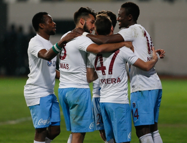 Akhisar Belediyespor Trabzonspor Maç Özeti