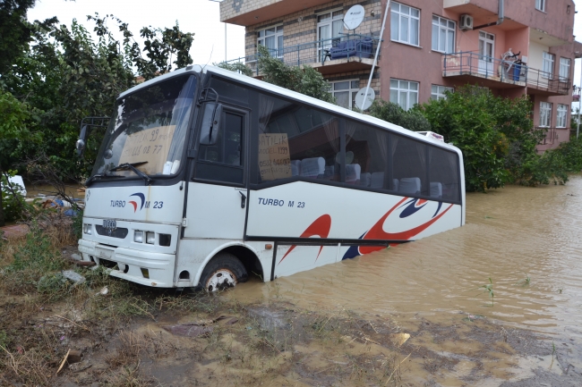 Bakanlıktan İstanbul'daki şiddetli yağışla ilgili açıklama